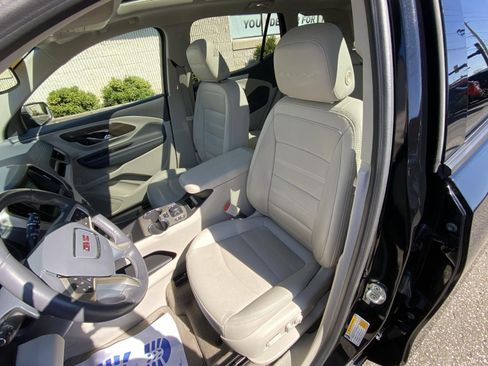 Used 2022 GMC Terrain Denali w/ Denali Premium Package AWD/4WD image 31