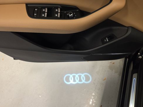 Used 2022 Audi Q7 2.0T Premium Plus w/ Premium Plus Package image 85