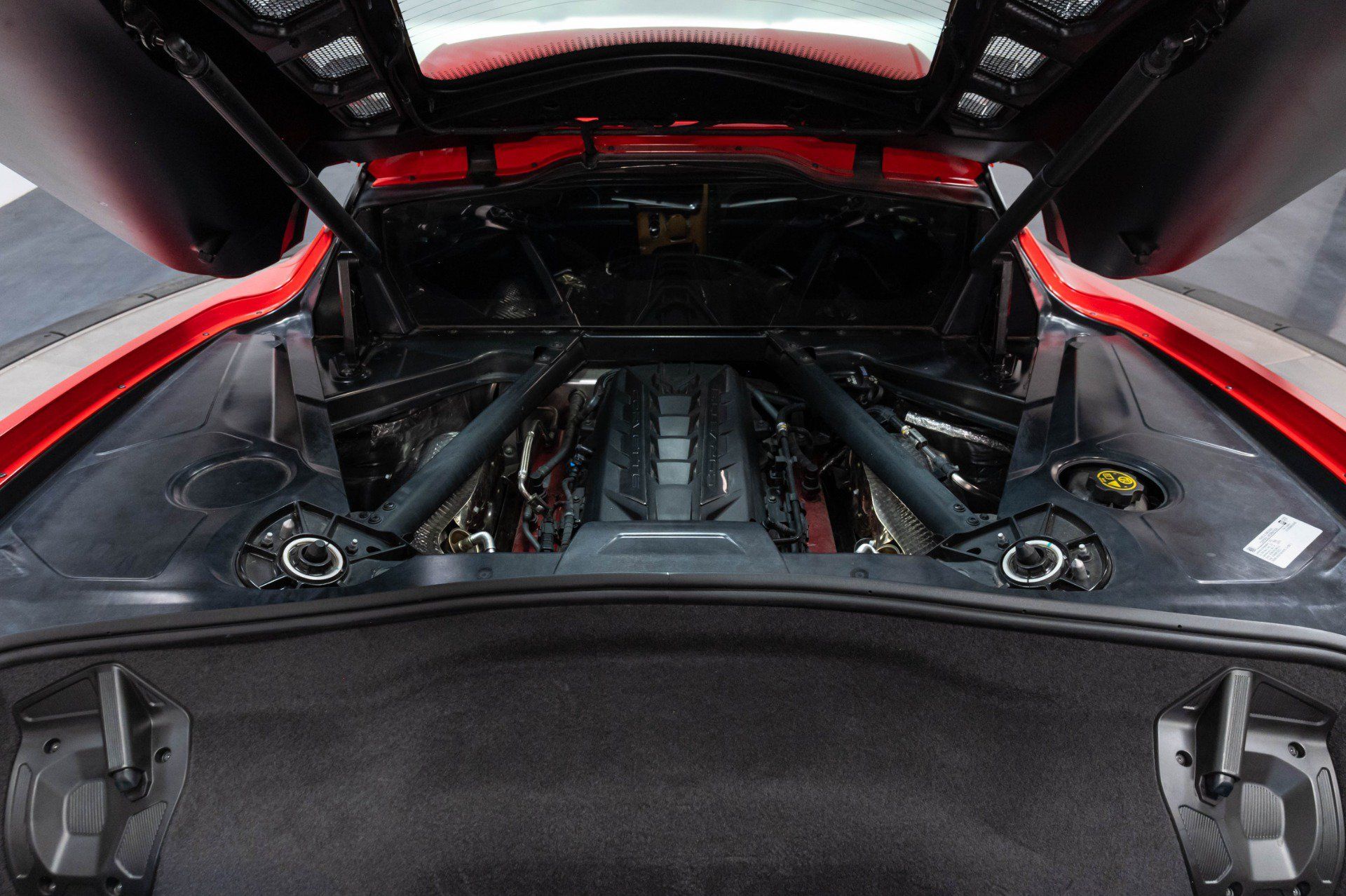Used 2022 Chevrolet Corvette Stingray Coupe w/ 2LT w/ Z51 Performance Package RWD image 57