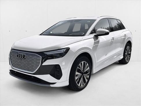 Used 2025 Audi Q4 e-tron Premium w/ Convenience Package RWD image 1