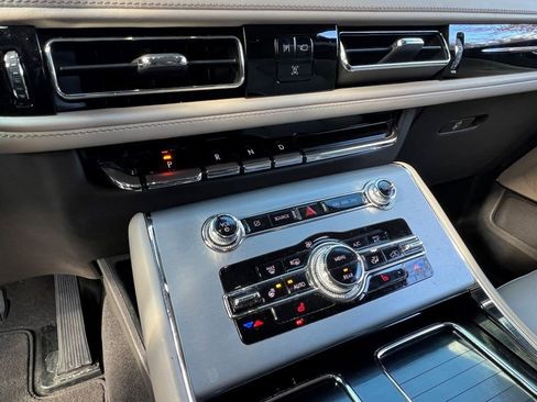 Certified 2023 Lincoln Aviator Standard Sport Utility w/ Elements Package image 25