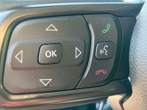 Used 2023 Jeep Wrangler Unlimited AWD/4WD image 19
