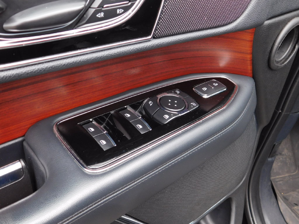Used 2022 Lincoln Navigator L Reserve AWD/4WD image 19