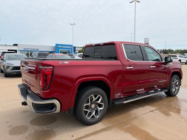 Used 2022 GMC Sierra 1500 SLT w/ SLT Premium Plus Package AWD/4WD image 3