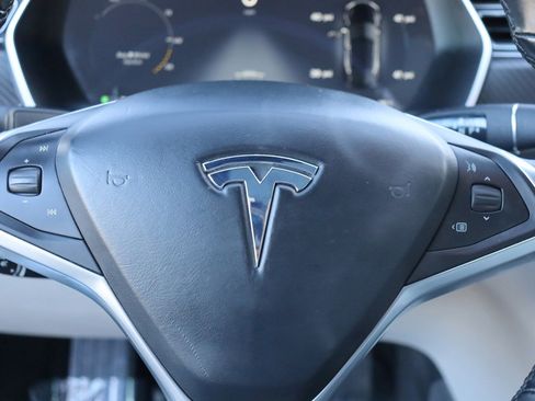 Used 2016 Tesla Model S 85D image 27