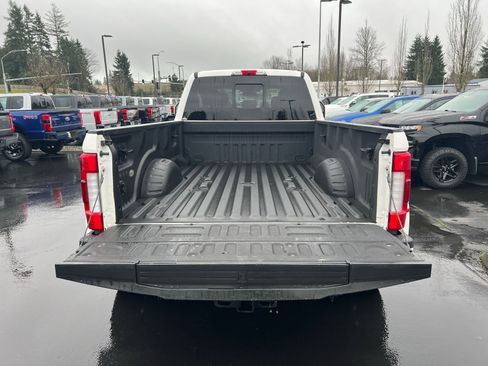 Used 2019 Ford F450 Limited image 7