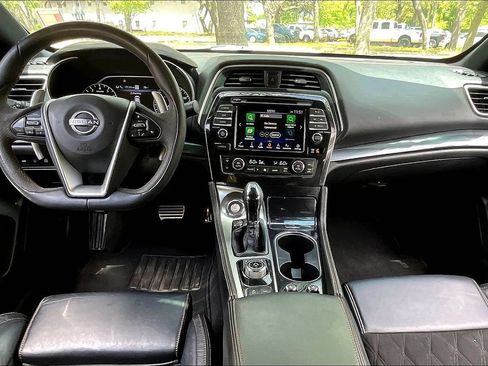 Used 2023 Nissan Maxima SR w/ Sport Mat Group FWD image 7