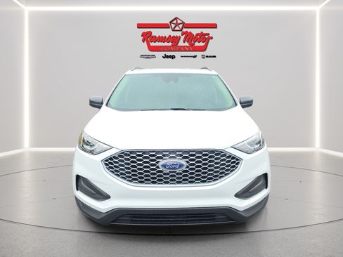 Used 2023 Ford Edge SE AWD/4WD image 8