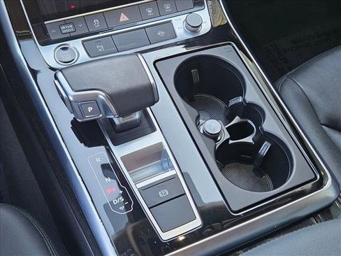 Used 2023 Audi Q7 2.0T Premium w/ Convenience Package image 11