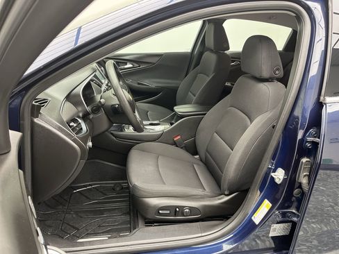 Used 2018 Chevrolet Malibu LT image 8