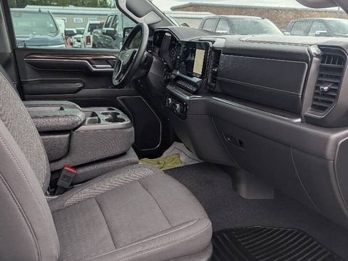 Used 2023 Chevrolet Silverado 1500 LT AWD/4WD image 26
