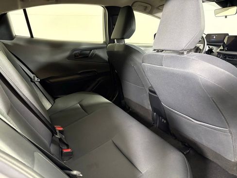 Used 2024 Toyota Prius LE image 20