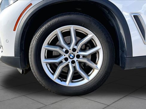 Used 2019 BMW X5 xDrive40i w/ Convenience Package AWD/4WD image 10