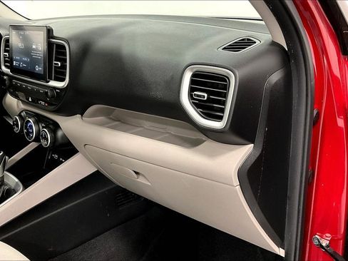 Used 2022 Hyundai Venue SEL w/ Cargo Package image 19