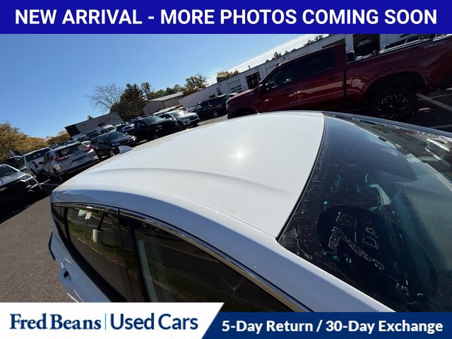 Used 2022 Chevrolet Bolt LT FWD image 16