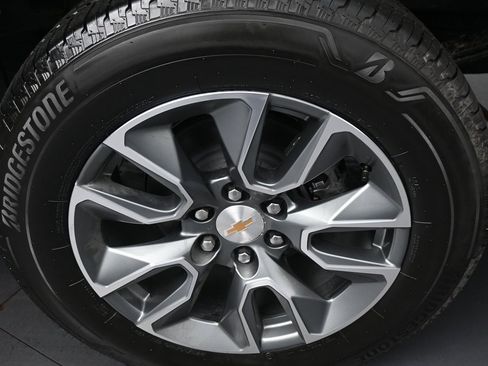 Used 2025 Chevrolet Silverado 1500 LT image 41