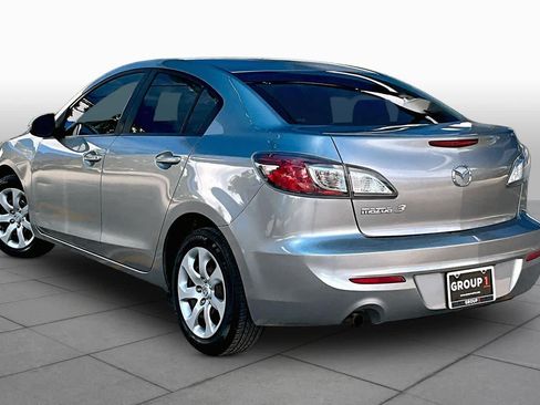 Used 2013 MAZDA MAZDA3 i Sport FWD image 12