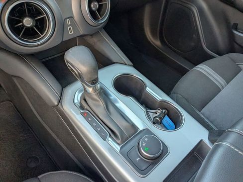 Used 2025 Chevrolet Blazer LT image 26