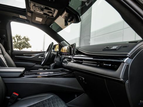 Used 2023 Cadillac Escalade V image 46