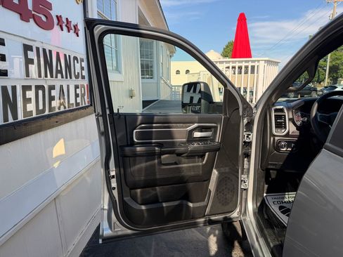 Used 2024 RAM 3500 Big Horn w/ Heated Seats & Wheel Group AWD/4WD image 8