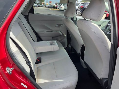 Used 2024 Hyundai Kona SEL image 14