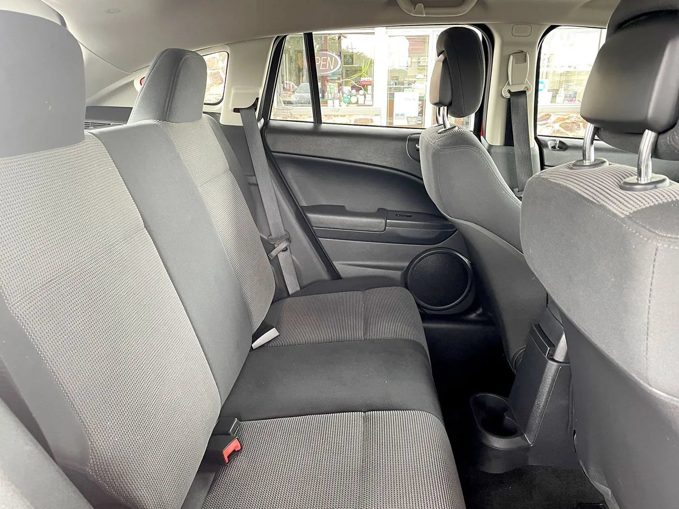 Used 2011 Dodge Caliber Mainstreet FWD image 11