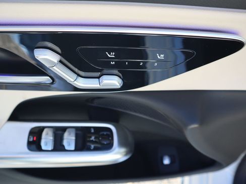 New 2026 Mercedes-Benz E 350 4MATIC Sedan image 20