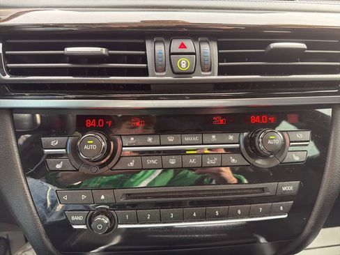 Used 2015 BMW X6 xDrive50i image 20