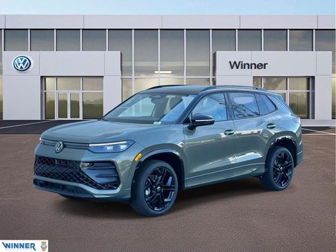 New 2026 Volkswagen Tiguan SE R-Line image 1