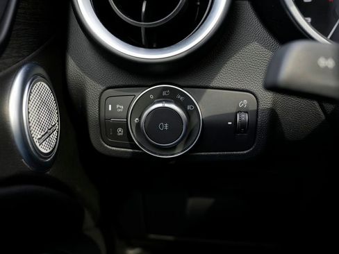 Used 2019 Alfa Romeo Stelvio Ti image 57