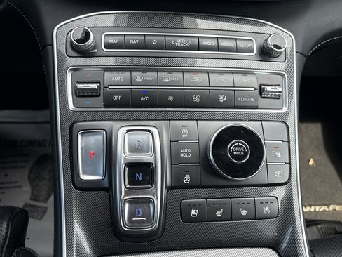 Used 2021 Hyundai Santa Fe Limited FWD image 23