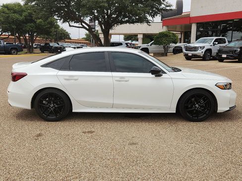 Used 2025 Honda Civic Sport image 5