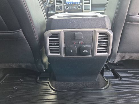 Used 2020 Ford F150 Platinum w/ Equipment Group 701A Luxury AWD/4WD image 36