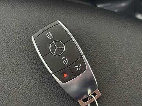 Used 2026 Mercedes-Benz GLA 250 4MATIC image 38