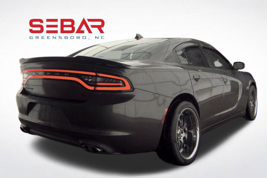 Used 2017 Dodge Charger R/T w/ Blacktop Package RWD image 6