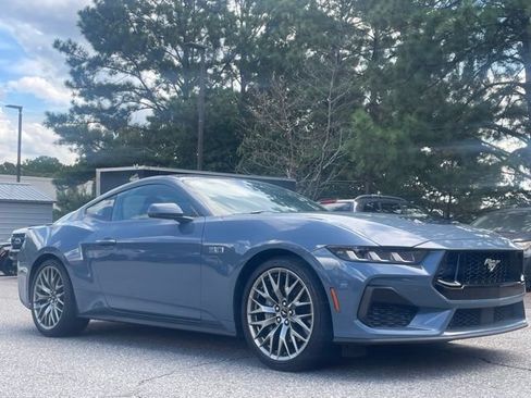 Used 2024 Ford Mustang GT Premium RWD image 1