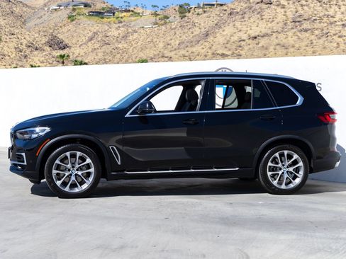 Used 2022 BMW X5 sDrive40i w/ Premium Package RWD image 3