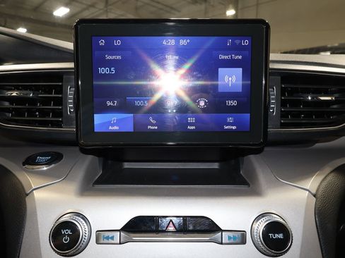 Used 2023 Ford Explorer XLT w/ Equipment Group 202A image 12