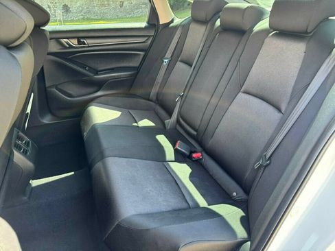 Used 2019 Honda Accord EX image 17