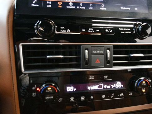 Used 2024 INFINITI QX80 Sensory AWD/4WD image 58