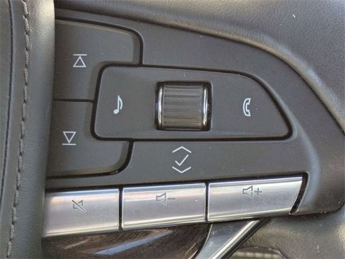 Used 2024 Cadillac Escalade Sport Platinum w/ LPO, ONYX Package image 26