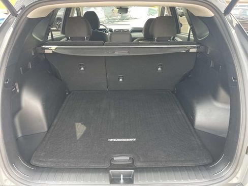 Certified 2024 Hyundai Tucson SEL FWD image 12