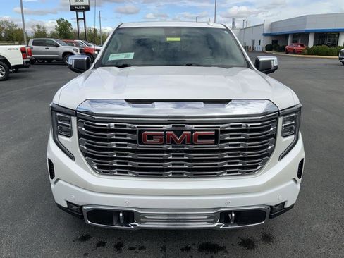 Used 2024 GMC Sierra 1500 Denali w/ Technology Package image 3