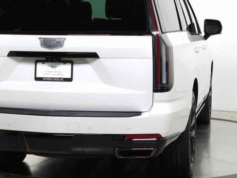 Certified 2025 Cadillac Escalade Sport Platinum w/ LPO, ONYX Package image 16