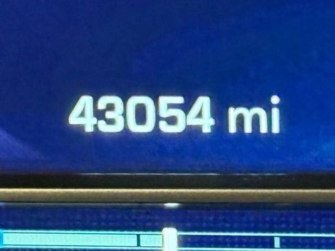 Used 2022 Chevrolet Silverado 1500 ZR2 image 24