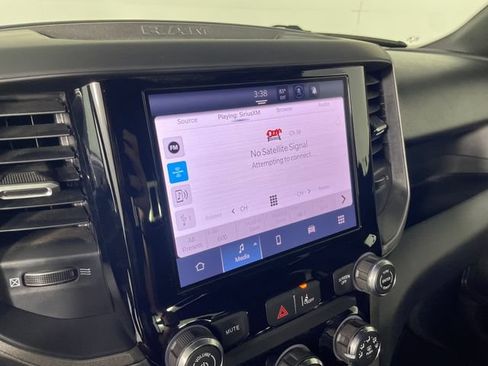 New 2026 RAM 1500 Express AWD/4WD image 5