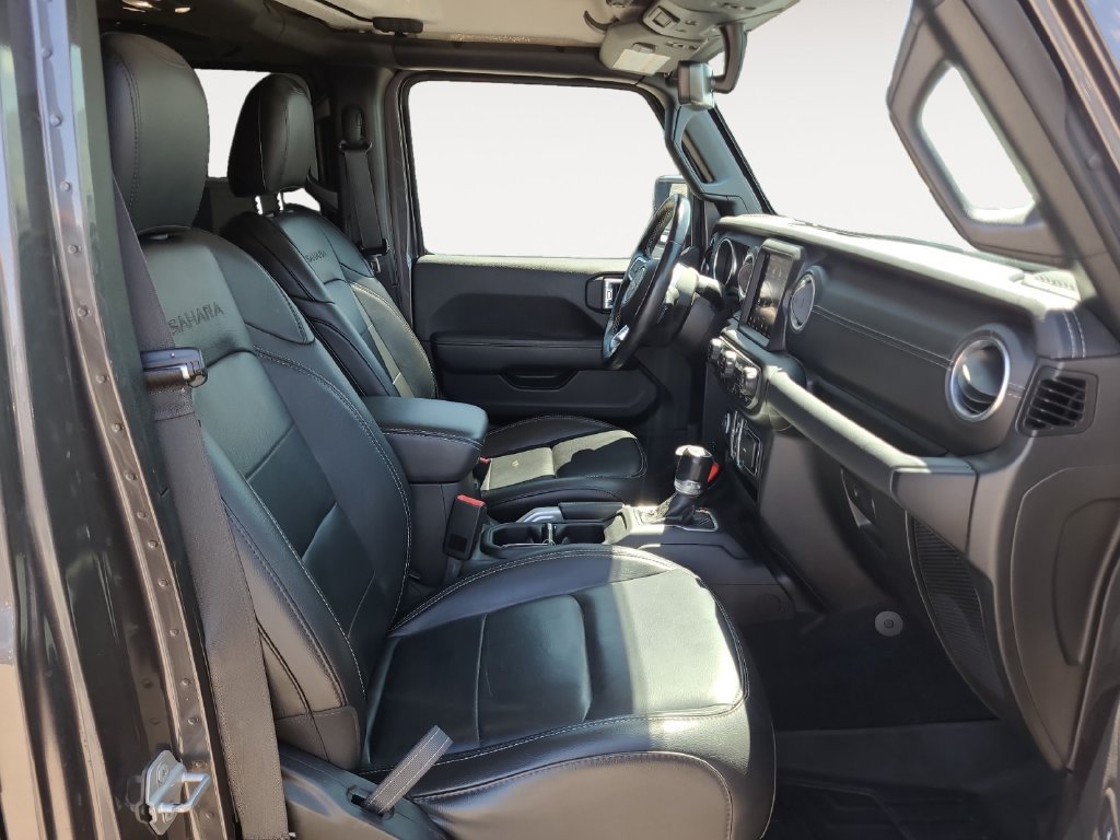 Used 2020 Jeep Wrangler Unlimited Sahara AWD/4WD image 15