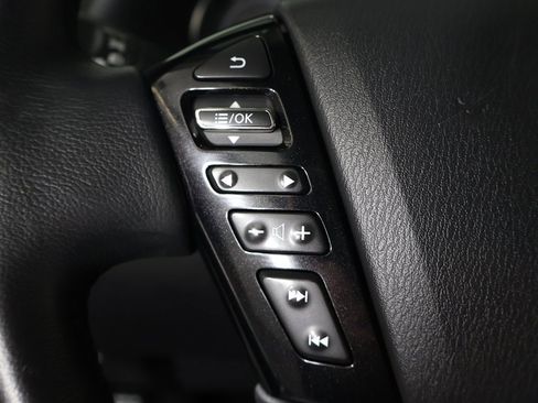 Used 2024 Nissan Armada SL image 49