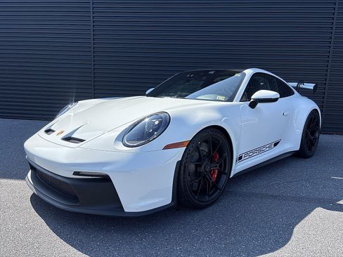 Used 2022 Porsche 911 GT3 image 1