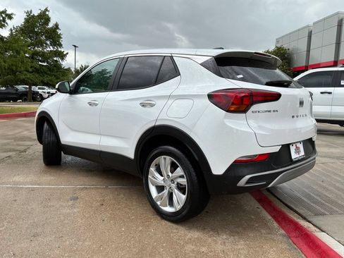Used 2025 Buick Encore GX Preferred FWD image 8